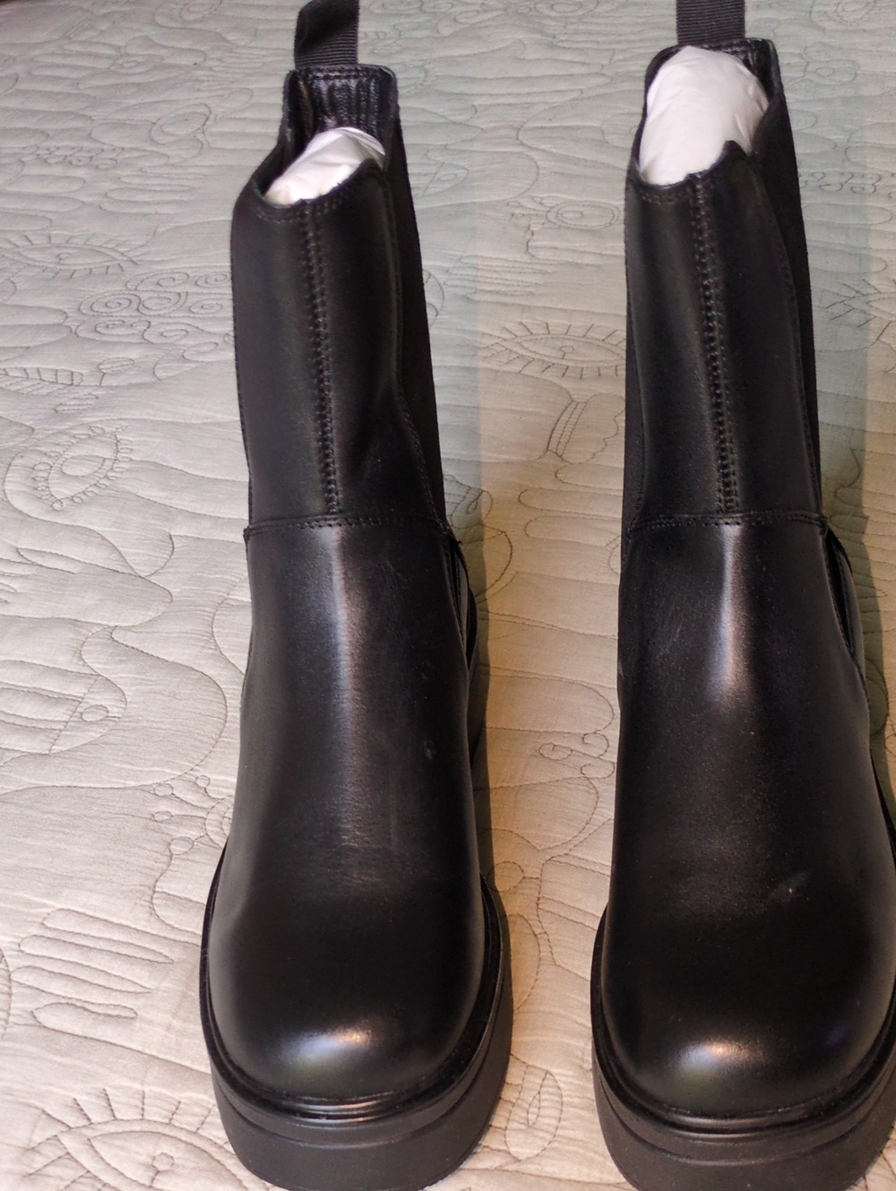 Women's Black Leather Steve Madden platform Clarisa Boots - size 8.5